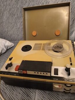 Magnetofón Tesla B5