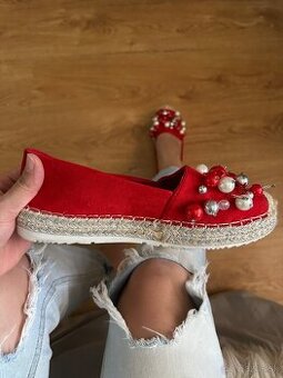 Predám dámske topánky - espadrilky