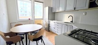 PEKNÝ 3i BYT, 3 X SAMOSTATNÁ IZBA, LOGGIA, PETRŽ. KORZO, Ger