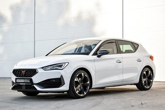 🚗 CUPRA Leon 1.5 TSI DSG BEATS Audio - 1