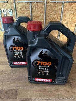 Motul 7100