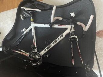 Dámsky cestný bicykel Merida scultura EVO 905e