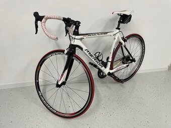 Dámsky cestný bicykel Merida scultura EVO 905e