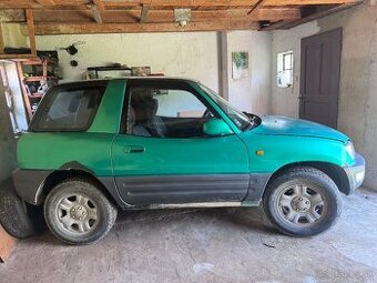 Toyota RAV4 2.0 benzín+pohon 4x4+ťažné
