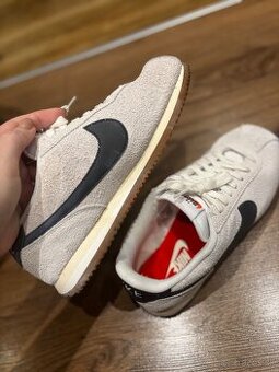 Nike cortez