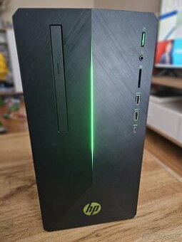 AMD Ryzen™5 2600, 16 GB DDR4, AMD Radeon™ RX 550/2GB, 512 GB