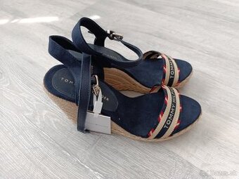 Nové dámske sandále TOMMY HILFIGER -veľ. 41