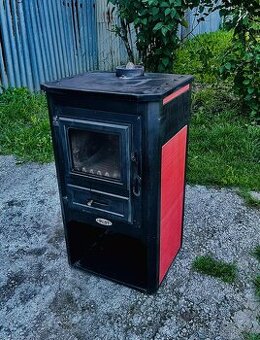 Predám krbove  kachle 9 kW