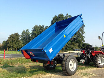 Vlečka za traktor nebo malotraktor, nájezdová brzda - 3 tuny