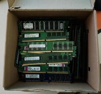 DDR2 cca 100ks rôznych značiek