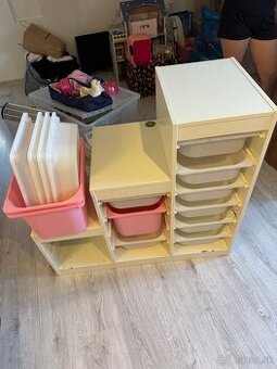 Ikea organizér