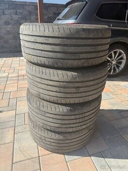 Letné pneu Goodyear Eagle F1 235/45 R18