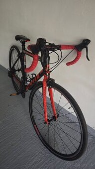 Predám dámsky, cestný bicykel Scott