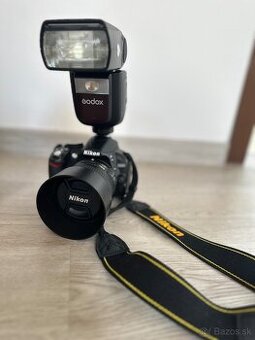 Predám Nikon zrkadlovku D3100 + nový objektív + blesk