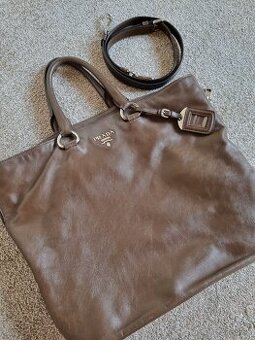 Prada kabelka