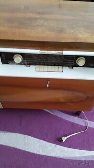 Rádio +gramofón TESLA
