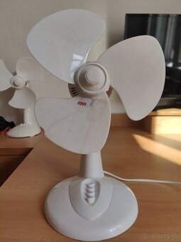 Ventilátor stolový. 40W. 3 rýchlosti.