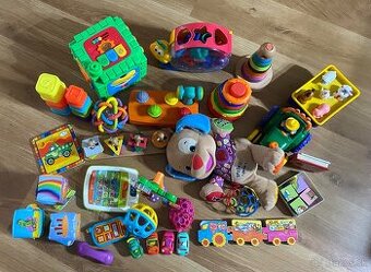 Hračky pre najmenších, interaktívny medvedík