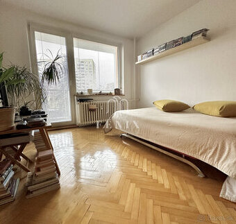 1 izb.byt-na bývanie aj investíciu-Partizánska ul.Košice