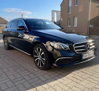 Mercedes-Benz E 300de Plug-in Hybrid 2019/12