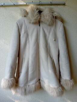 Bielo-krémový kabát s kožušinou a s kapucňou - 1