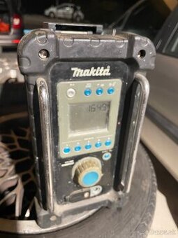 Rádio Makita