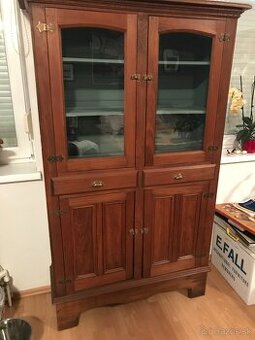 Skriňa starožitná