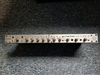 Predam zvukovu M AUDIO