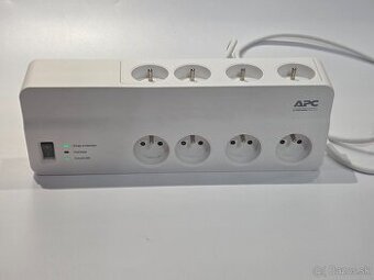 Prepäťová ochrana APC SurgeArrest (8 zásuvky) - PM4-FR