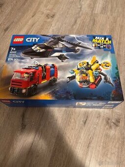 LEGO City Helicopter, fire truck and submarine 60462 7