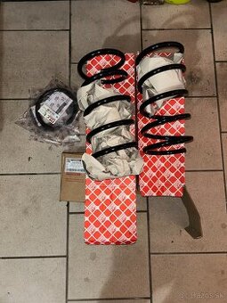 Pružiny a podložky na auto, zadná náprava VOLVO