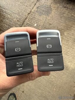 Tlačidlo ručnej brzdy /Autohold Golf 7