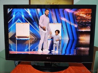 Predám LCD TV LG 42LD420 Full HD