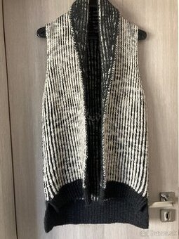 hrubá pletená vesta Armani Exchange - S