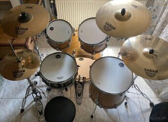 Bicie Mapex Armory a cinely Sabian AAX