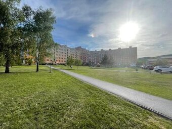 REZERVOVANY