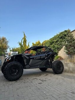 CAN-AM MAVERICK X3 Turbo RS - 1