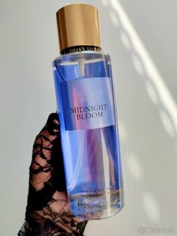 Midnight Bloom mist Victorias Secret