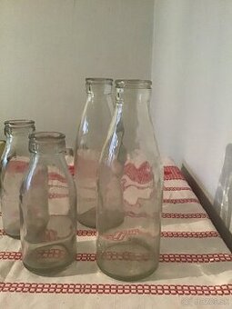 STARé MLIEKOVé FLAšE  ORIGINAL KUSY