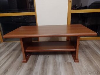 Konferenčný stolík