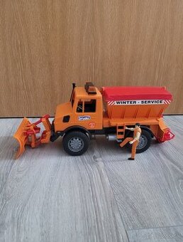 Bruder posypacie auto