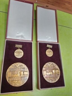 Medaile plakety B.Bystrica.Alfonz Groma.