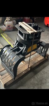 Drapaky -Müstang GRP-150