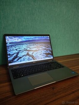 Dell Latitude 5520 | i5 • 16GB • 512GB SSD