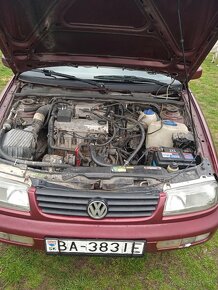 Predám Volkswagen Passat B4 2.0 benzín 85 kw