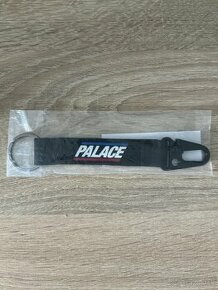 Predám Palace prívesok + Rossm key organizér 20 €