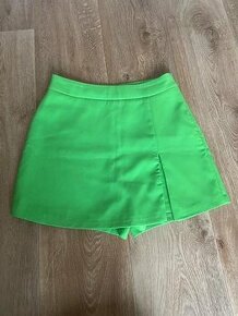 zelene skorty/šortky so suknou