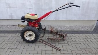 VARI / Terra malotraktor po GO.