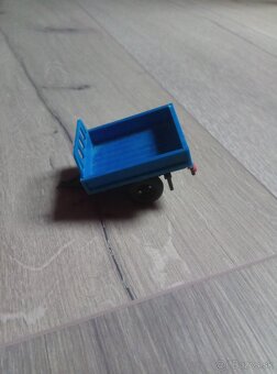 Modely 1:32