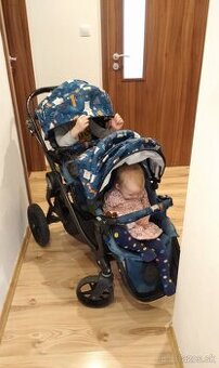 Súrodenecký kočík baby jogger city select